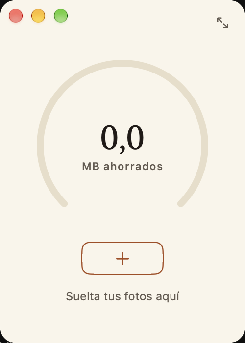 La ventana compacta de SELDECK Compress, con el contador de megabytes ahorrados.